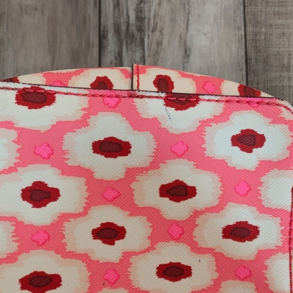 Kate Spade Pink and White Purse - Picture 12 of 15